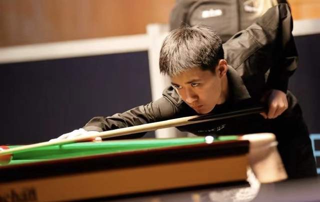 加冬奥会 加冬奥会