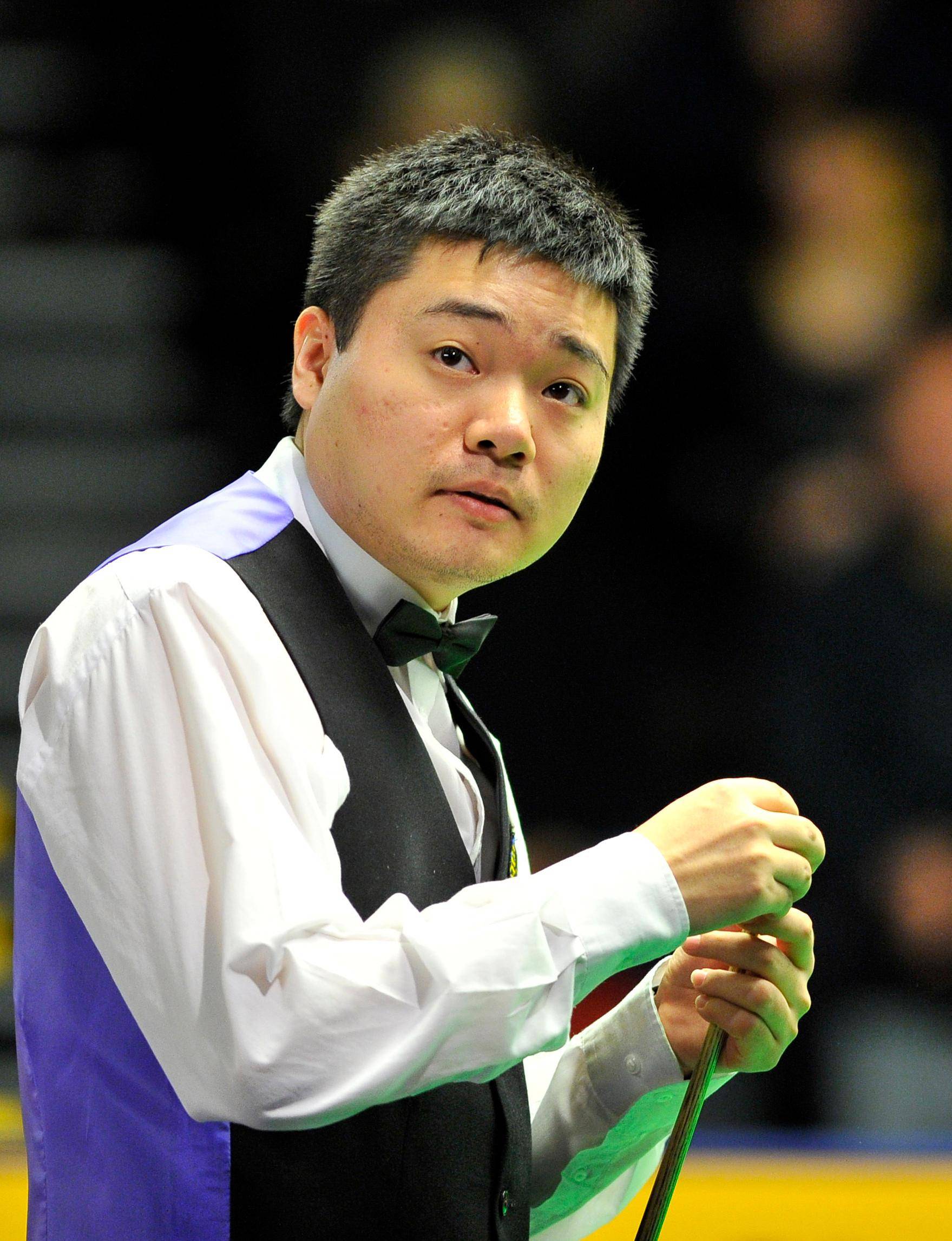 内引发争议 内引发争议